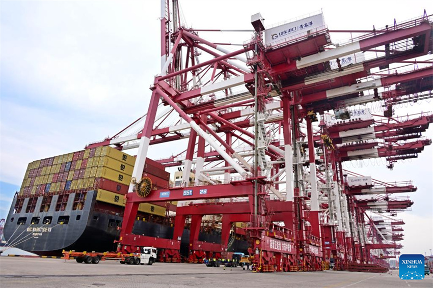 Porto de Qingdao expande comércio com países da OCS por meio de 42 rotas de navega??o