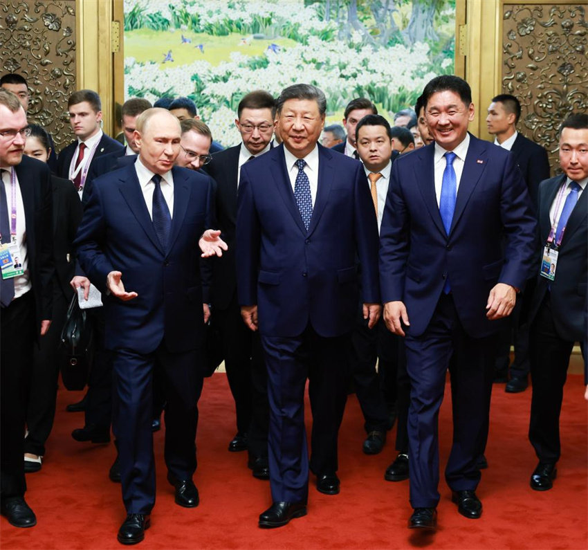 Xi Jinping pede refor?o da confian?a política mútua e da coopera??o entre China, Rússia e Mongólia