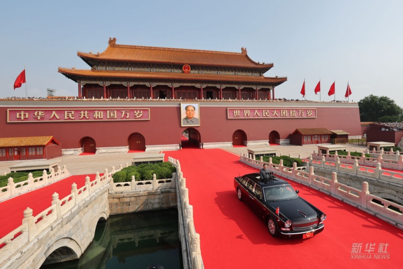 Xi Jinping passa em revista tropas para comemorar 80o aniversário da vitória sobre agress?o japonesa