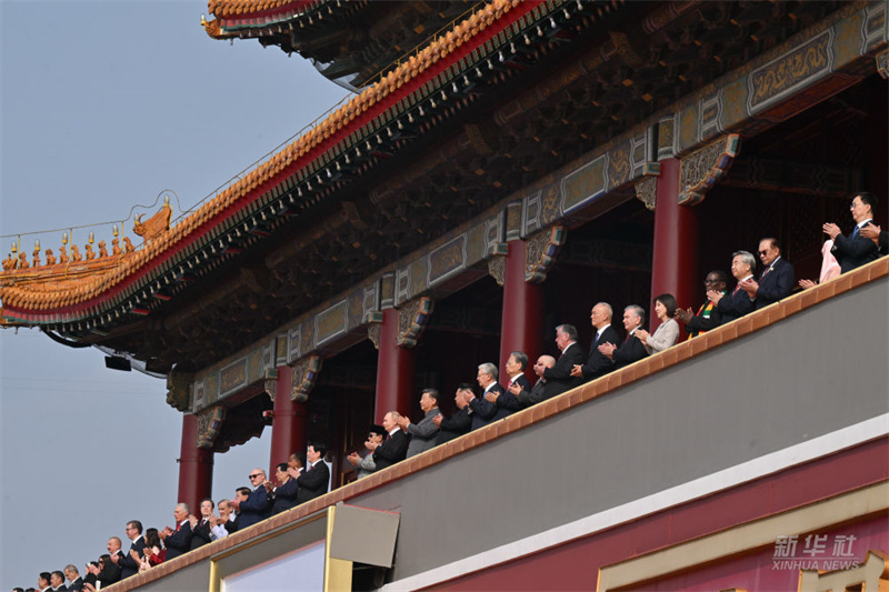 Xi Jinping destaca que revitaliza??o nacional é 