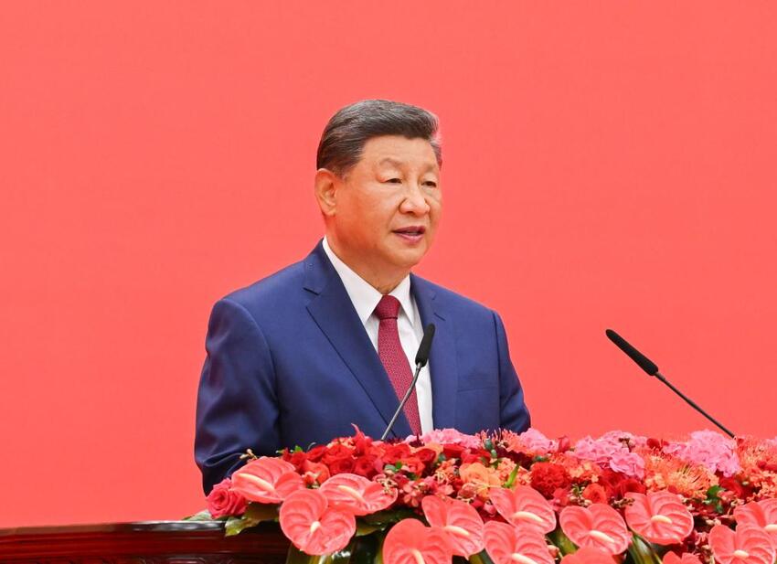 Xi Jinping discursa na recep??o do Dia da Vitória, enfatizando a justi?a, a paz e a for?a do povo
