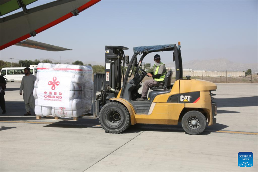 Primeiro lote de ajuda humanitária da China para o Afeganist?o chega a Cabul