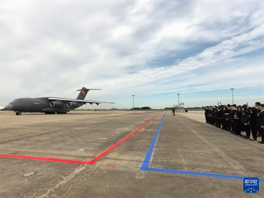 Restos mortais de 30 mártires chineses na Guerra da Coreia retornam à terra natal vindos da Coreia do Sul