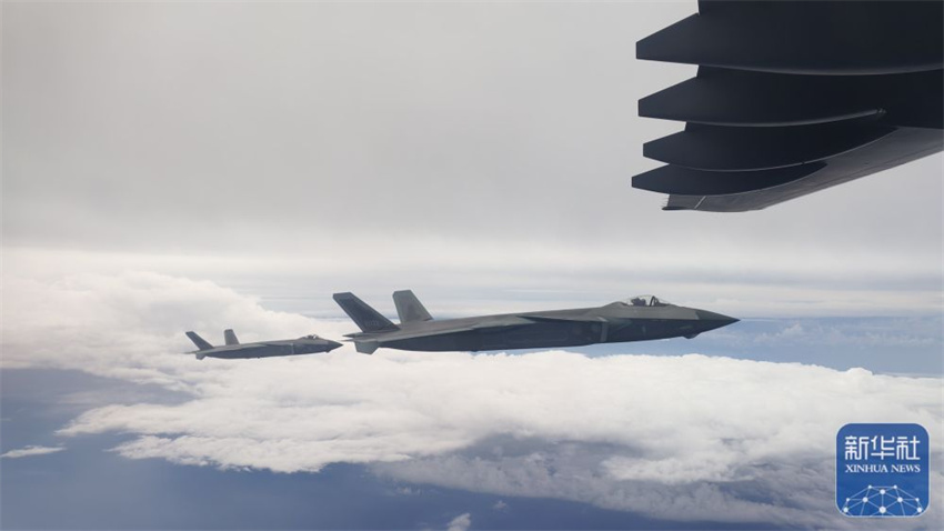 Restos mortais de 30 mártires chineses na Guerra da Coreia retornam à terra natal vindos da Coreia do Sul