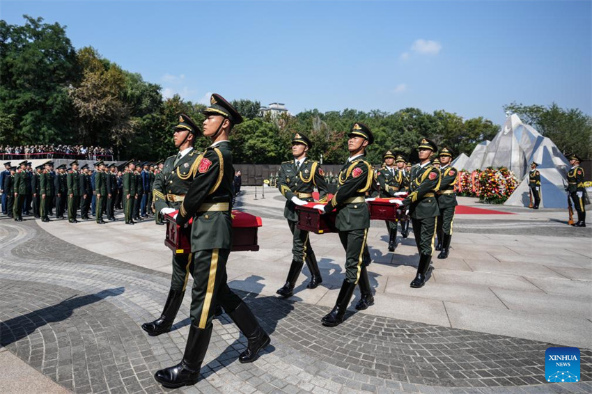 Restos mortais de 30 mártires chineses da Guerra da Coreia enterrados na terra natal