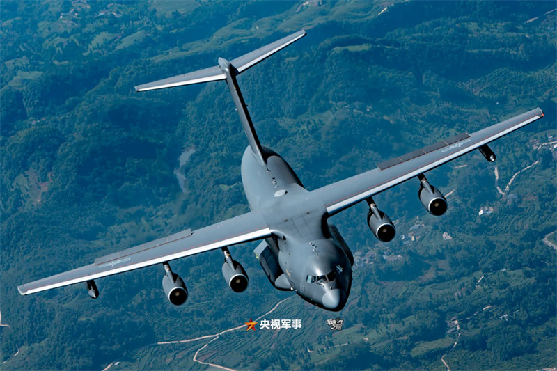 For?a Aérea Chinesa lan?a superprodu??o visual