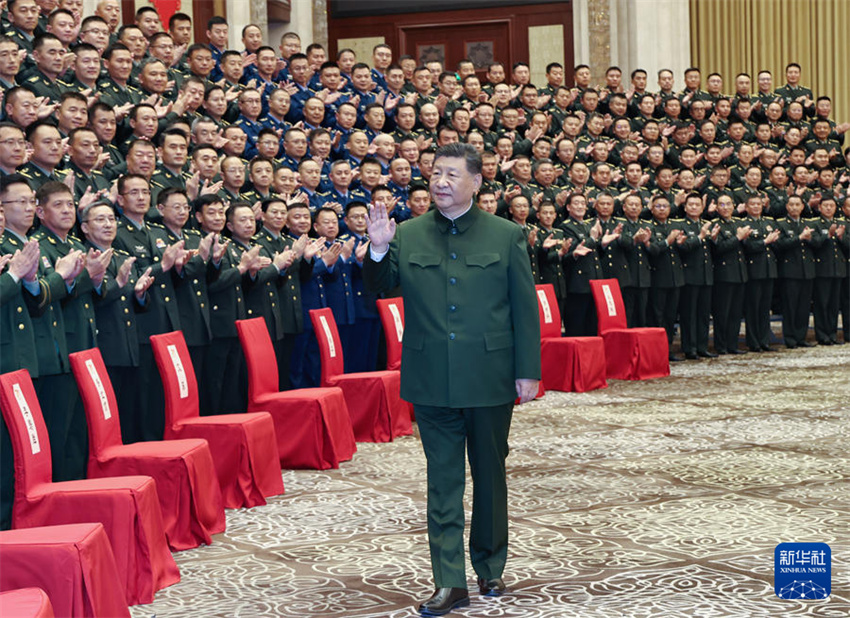 Xi Jinping pede esfor?os concertados para melhor construir uma bela Xinjiang