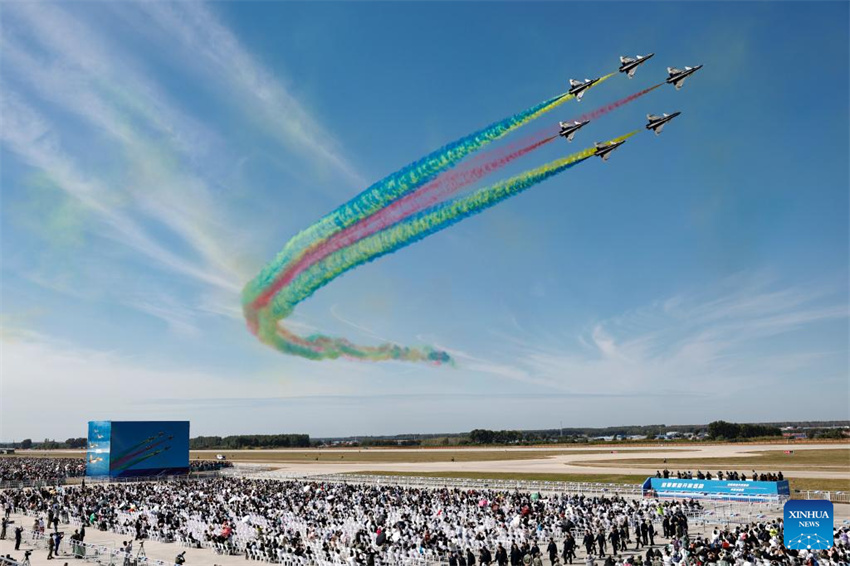Dia Aberto da avia??o de 2025 da For?a Aérea do Exército de Liberta??o Popular da China e o Show Aéreo de Changchun s?o concluídos