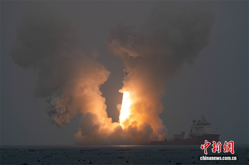 China lan?a foguete Gravity-1 a partir do mar