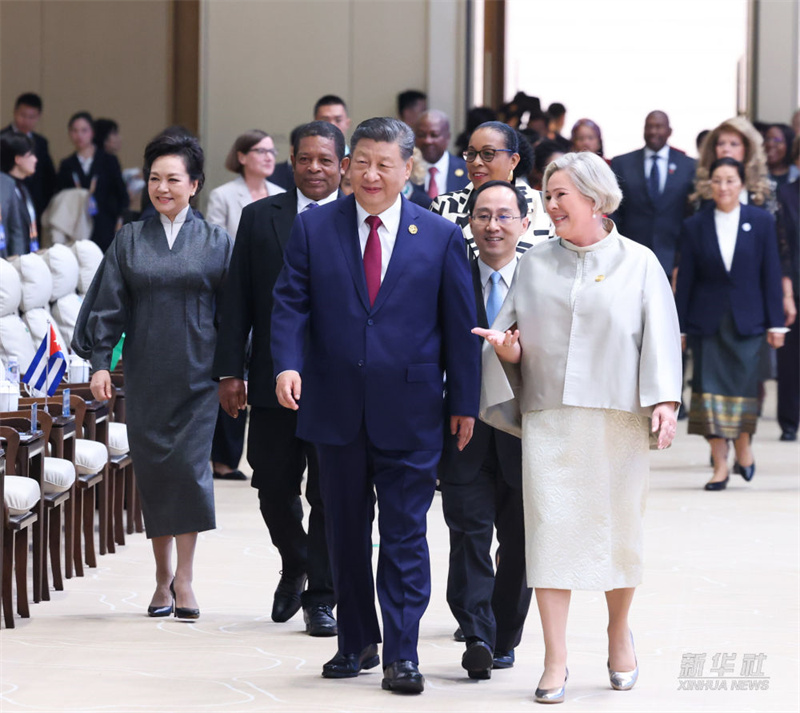 Xi Jinping anuncia medidas para apoiar causa global das mulheres