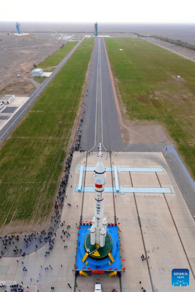China se prepara para lan?ar nave espacial tripulada Shenzhou-21