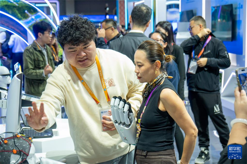 Galeria: Pavilh?o da China na Exposi??o Internacional de Importa??o da China