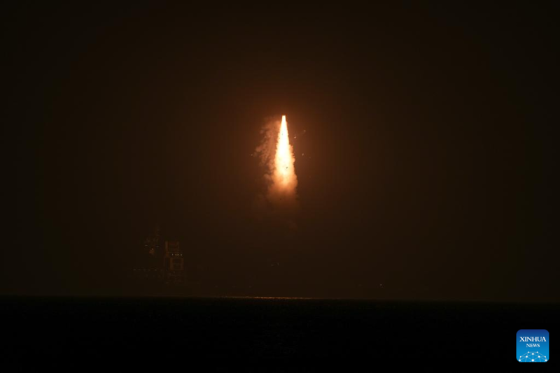 China lan?a com sucesso novos satélites de teste