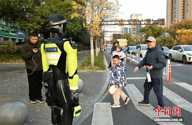 Hangzhou estreia primeiro agente de transito de IA