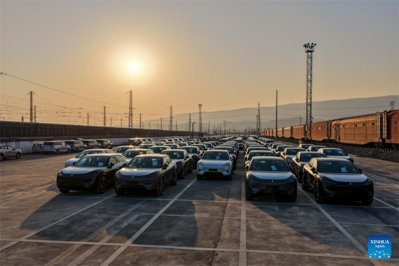 Chongqing se transforma em um polo interno para exporta??es de veículos de nova energia