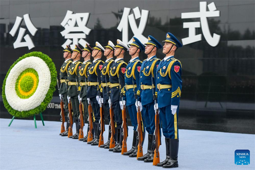 China realiza cerim?nia memorial nacional pelas vítimas do Massacre de Nanjing, pedindo que a história seja lembrada