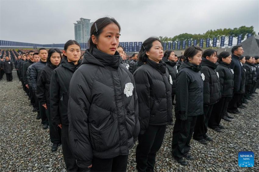 China realiza cerim?nia memorial nacional pelas vítimas do Massacre de Nanjing, pedindo que a história seja lembrada