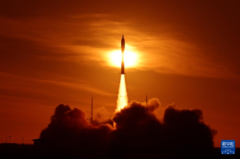 Foguete chinês Kuaizhou-11 lan?a nave comercial para experimentos espaciais